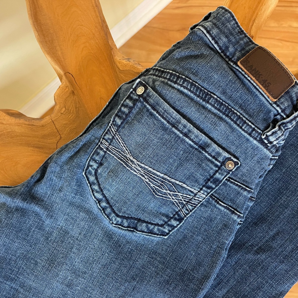 Rank 45 women’s bootcut jean size 28 x 36.